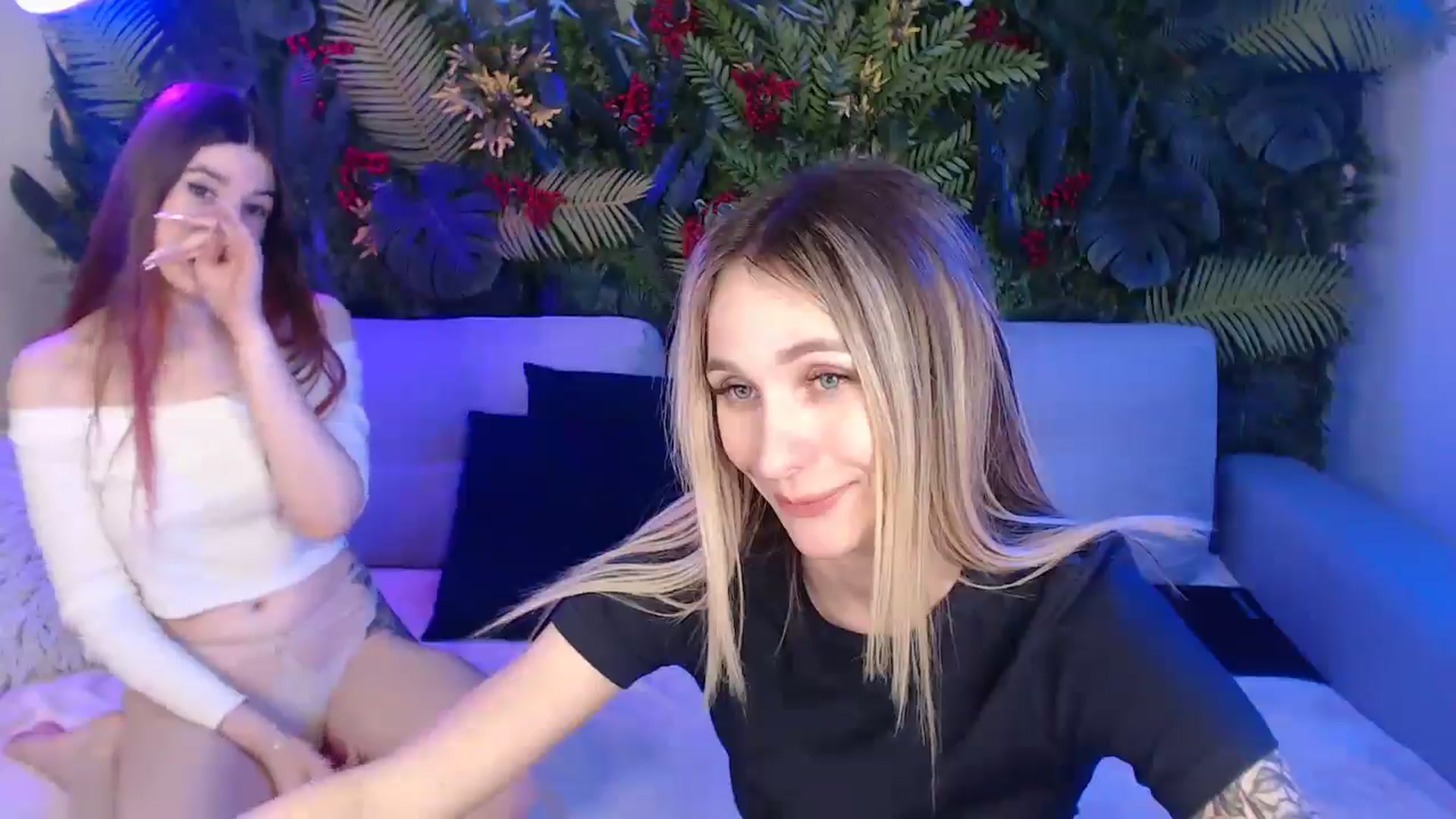 Gallery image thumbnail from Horny_Blond's myfreecams stream on, 04/07/2025, 13:15 image 9 of 20