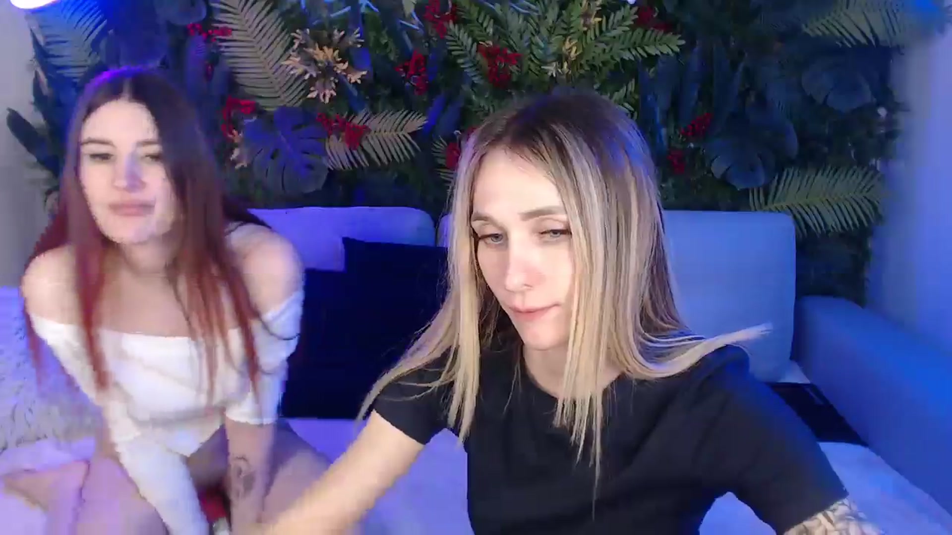Gallery image thumbnail from Horny_Blond's myfreecams stream on, 04/07/2025, 13:15 image 10 of 20
