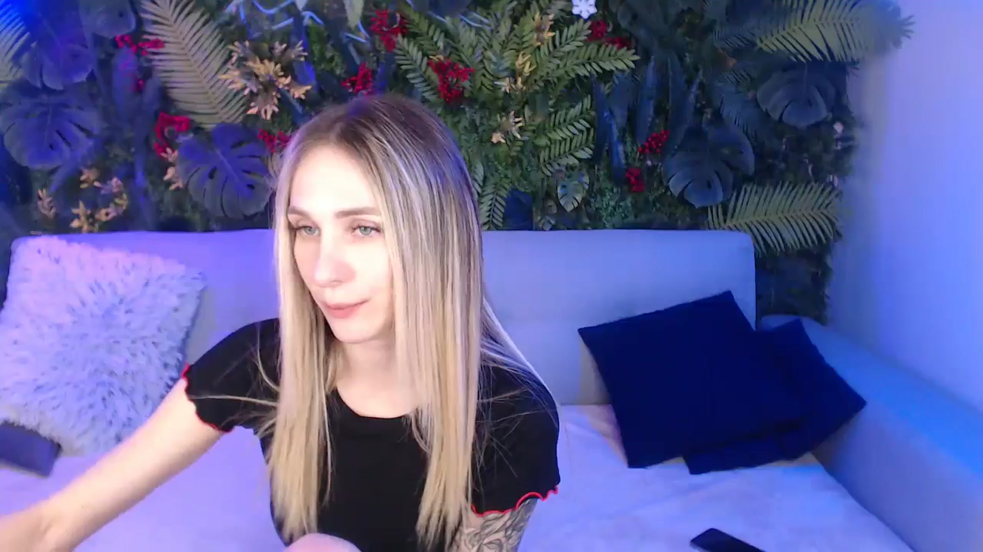 Gallery image thumbnail from Horny_Blond's myfreecams stream on, 04/08/2025, 09:27 image 6 of 20
