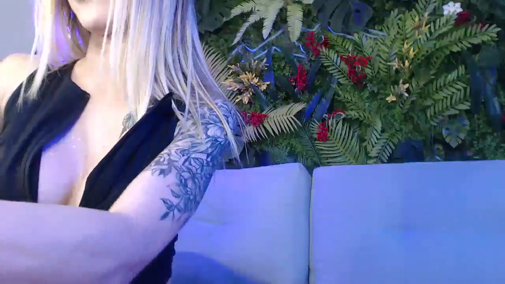 Gallery image thumbnail from Horny_Blond's myfreecams stream on, 04/14/2025, 11:39 image 3 of 20