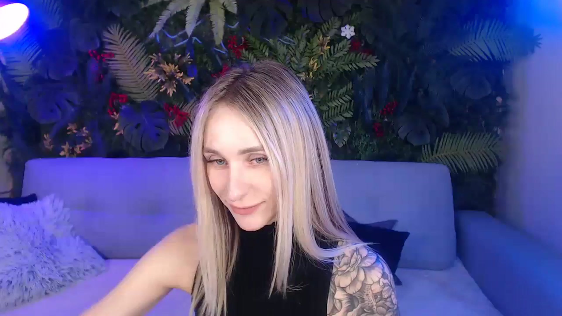 Gallery image thumbnail from Horny_Blond's myfreecams stream on, 04/22/2025, 09:06 image 6 of 20