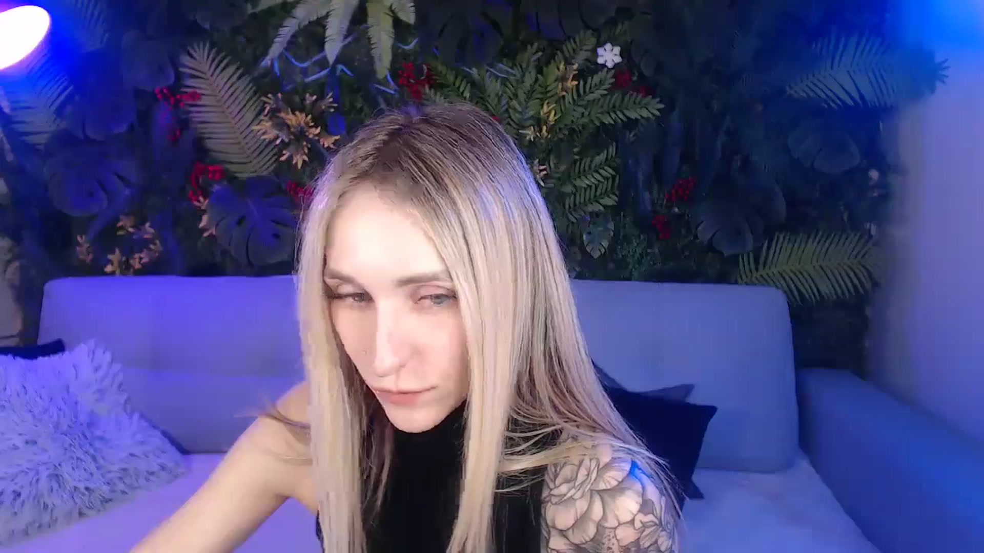 Gallery image thumbnail from Horny_Blond's myfreecams stream on, 04/22/2025, 09:06 image 5 of 20