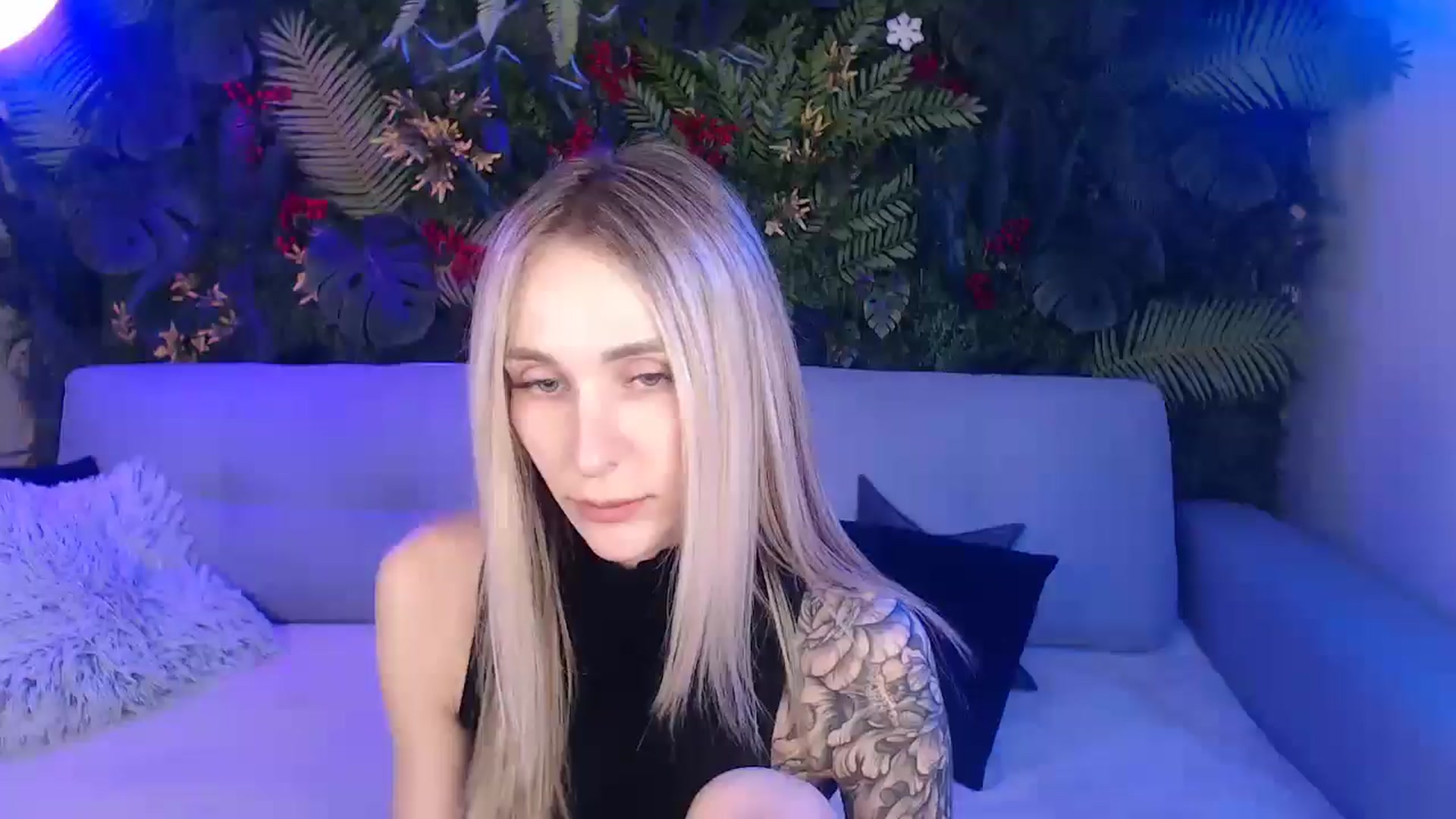 Gallery image thumbnail from Horny_Blond's myfreecams stream on, 04/22/2025, 09:06 image 1 of 20