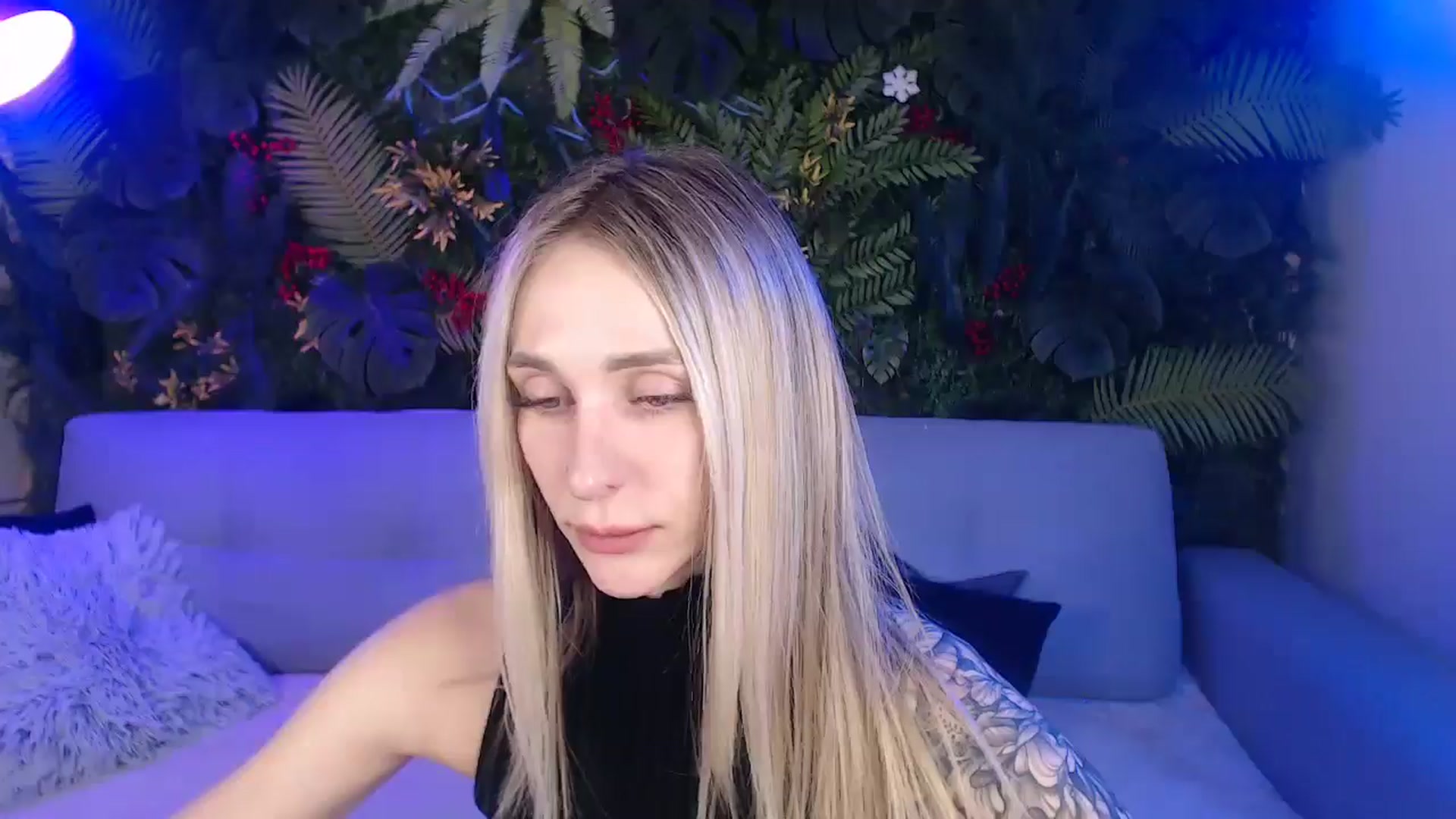 Gallery image thumbnail from Horny_Blond's myfreecams stream on, 04/22/2025, 09:06 image 4 of 20