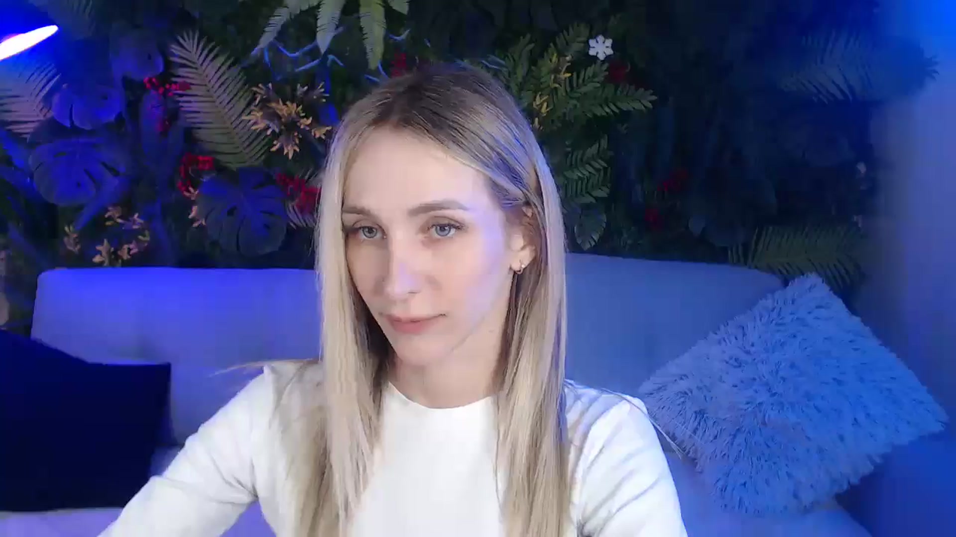 Gallery image thumbnail from Horny_Blond's myfreecams stream on, 05/10/2025, 08:20 image 6 of 20