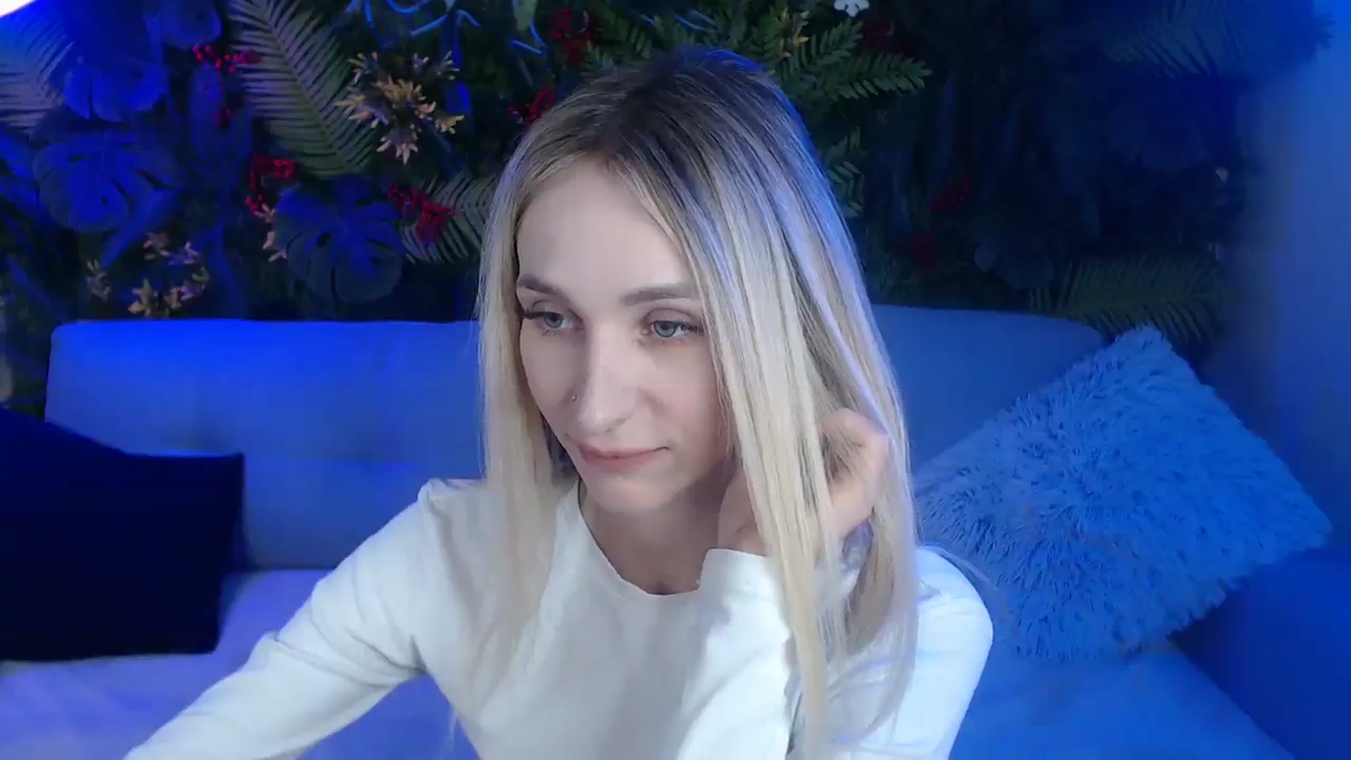 Gallery image thumbnail from Horny_Blond's myfreecams stream on, 05/10/2025, 08:20 image 13 of 20