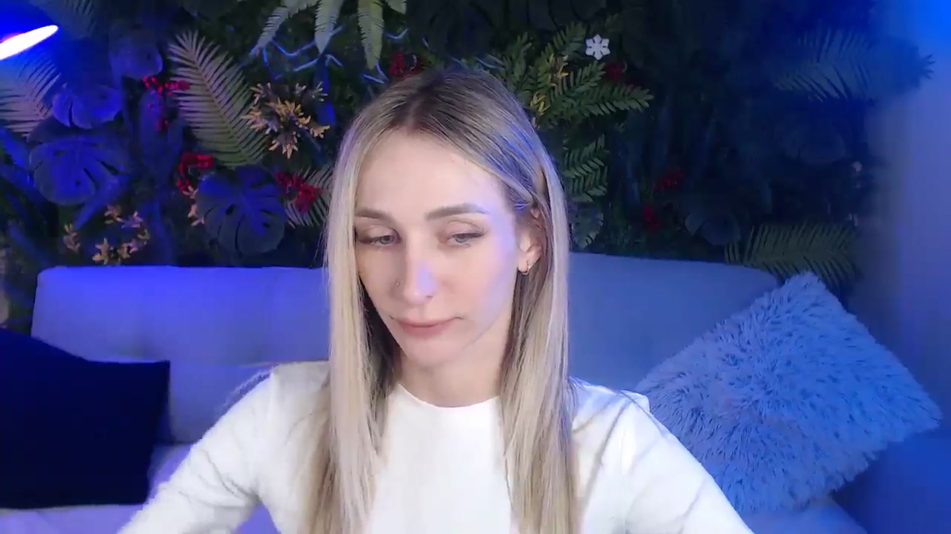 Gallery image thumbnail from Horny_Blond's myfreecams stream on, 05/10/2025, 08:20 image 8 of 20