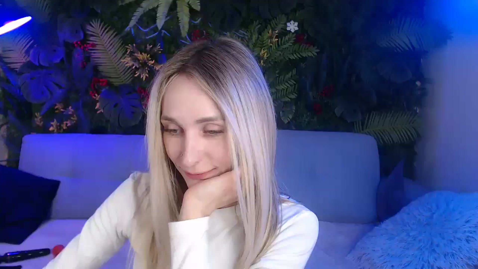 Gallery image thumbnail from Horny_Blond's myfreecams stream on, 05/10/2025, 10:52 image 1 of 20