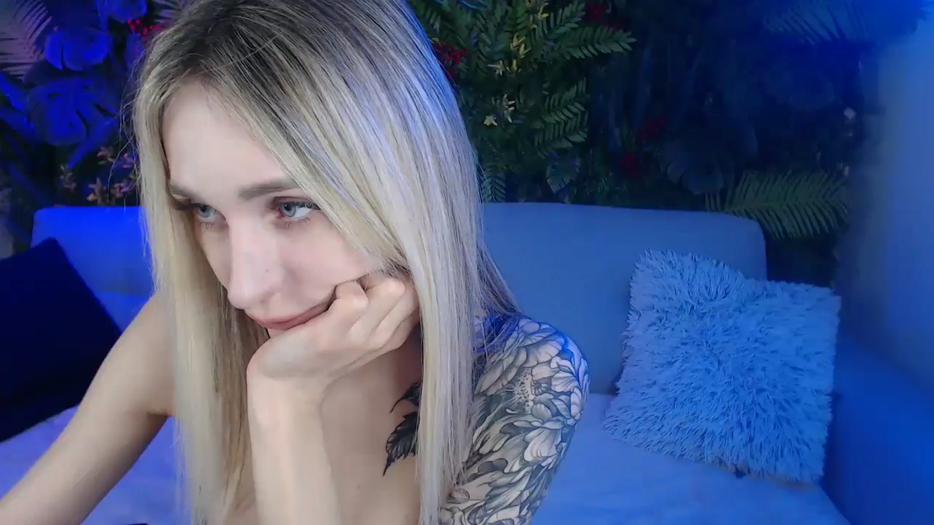 Gallery image thumbnail from Horny_Blond's myfreecams stream on, 05/12/2025, 08:47 image 5 of 20