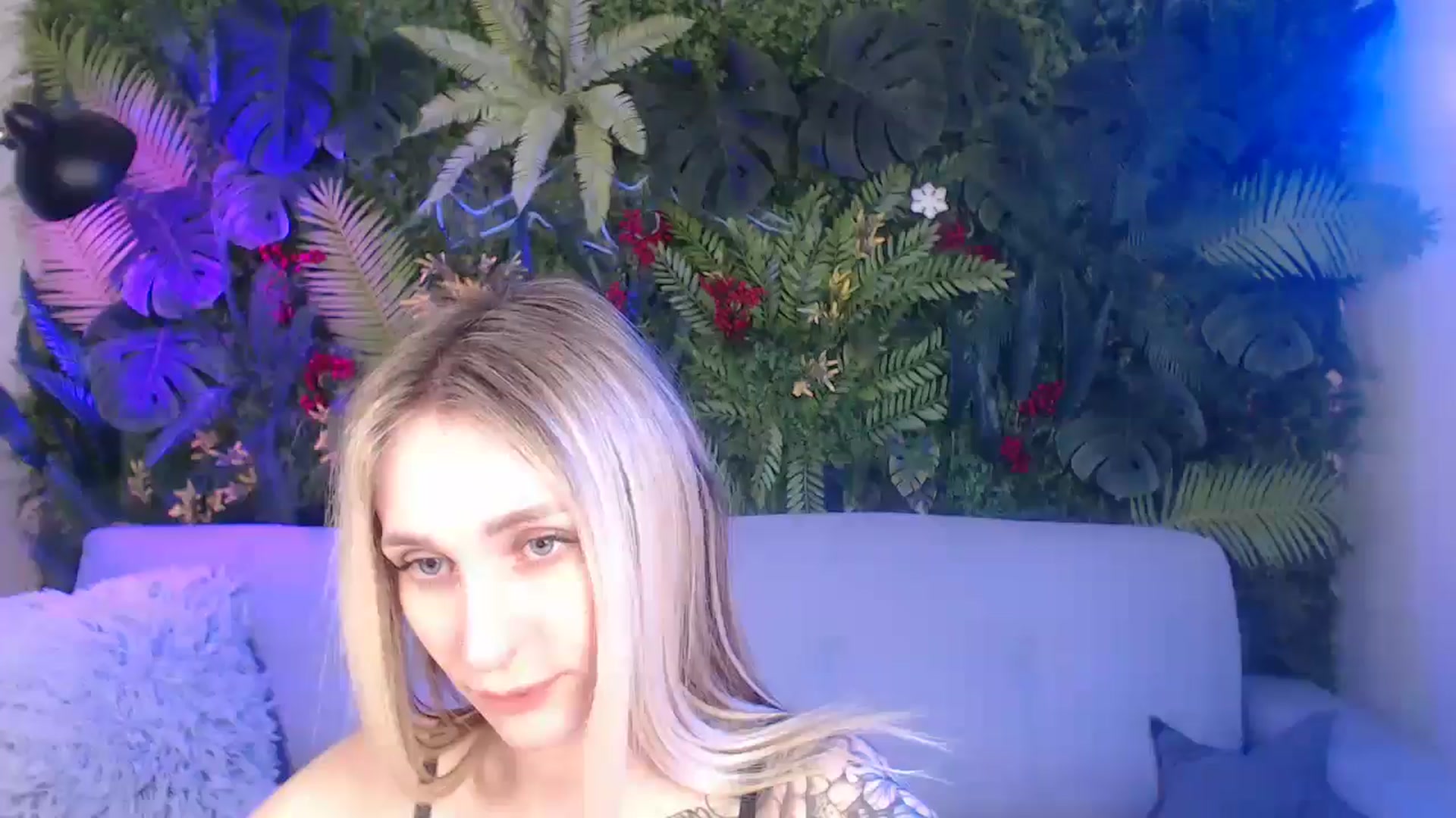 Gallery image thumbnail from Horny_Blond's myfreecams stream on, 05/12/2025, 10:29 image 20 of 20