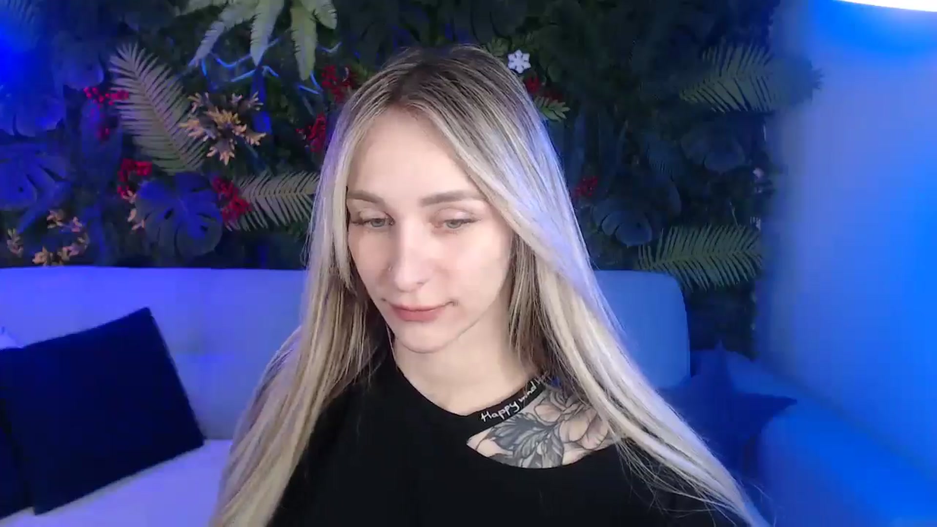 Gallery image thumbnail from Horny_Blond's myfreecams stream on, 05/17/2025, 08:15 image 20 of 20