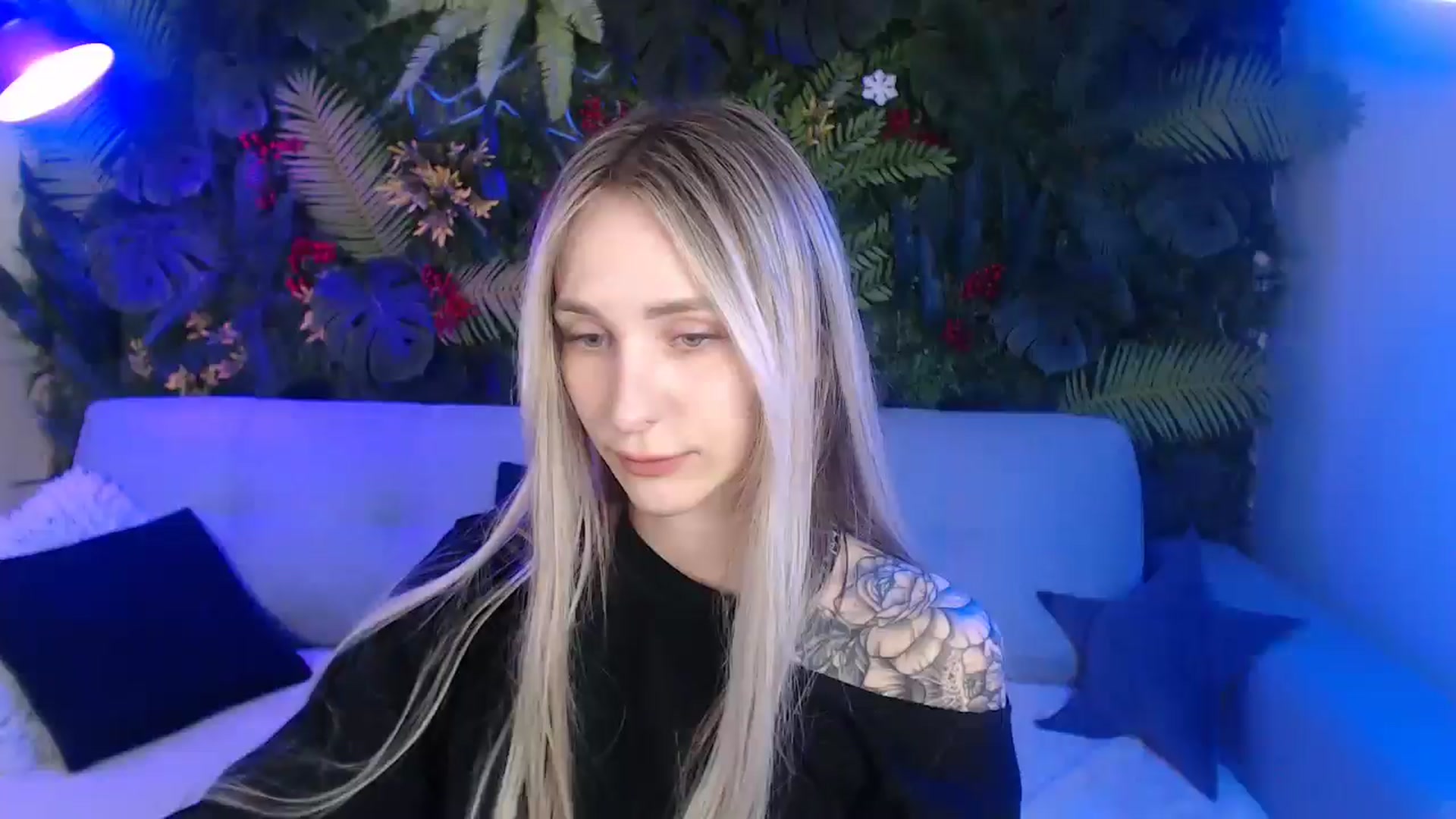 Gallery image thumbnail from Horny_Blond's myfreecams stream on, 05/17/2025, 09:40 image 1 of 20