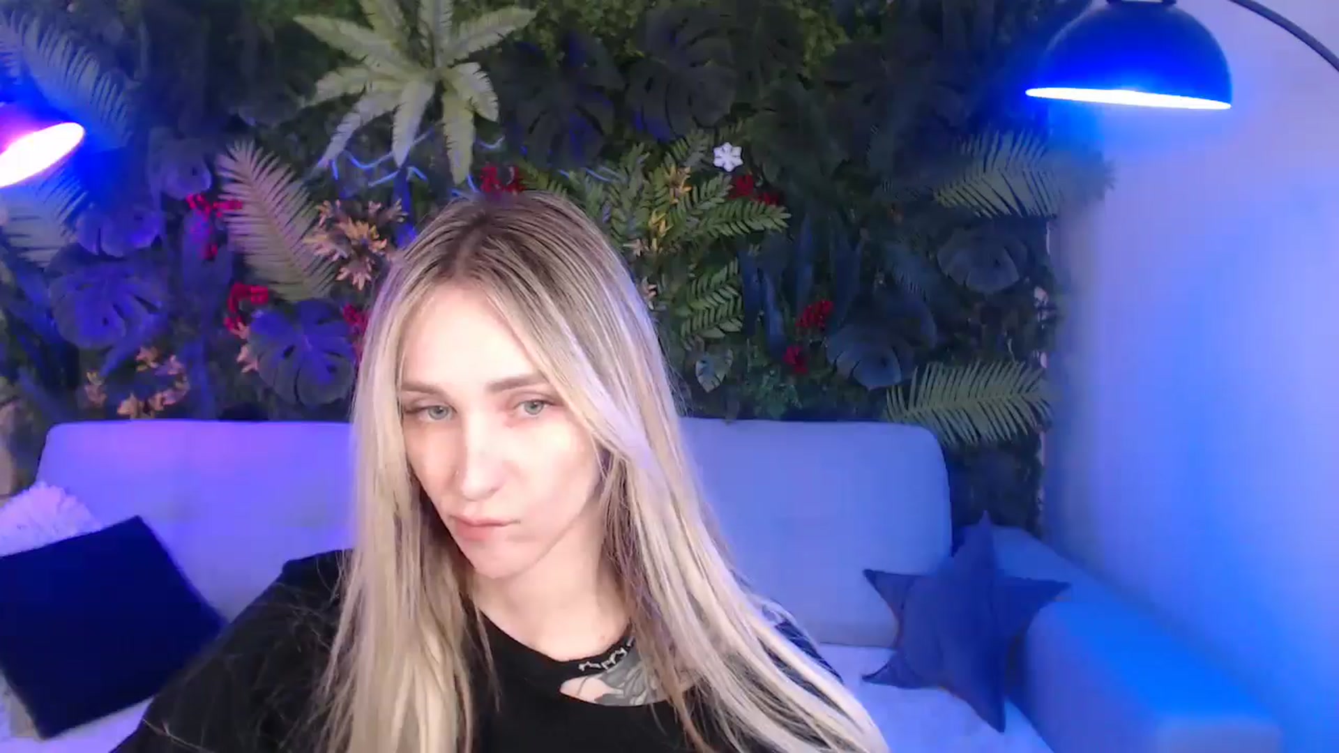 Gallery image thumbnail from Horny_Blond's myfreecams stream on, 05/17/2025, 10:13 image 3 of 20