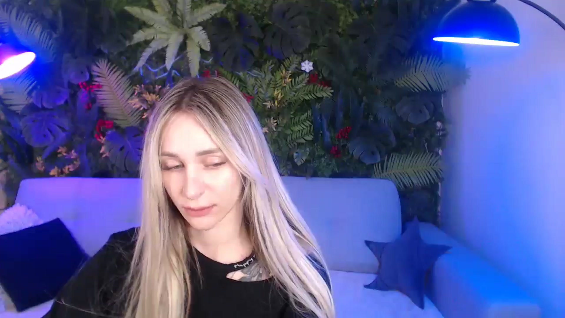 Gallery image thumbnail from Horny_Blond's myfreecams stream on, 05/17/2025, 10:13 image 2 of 20