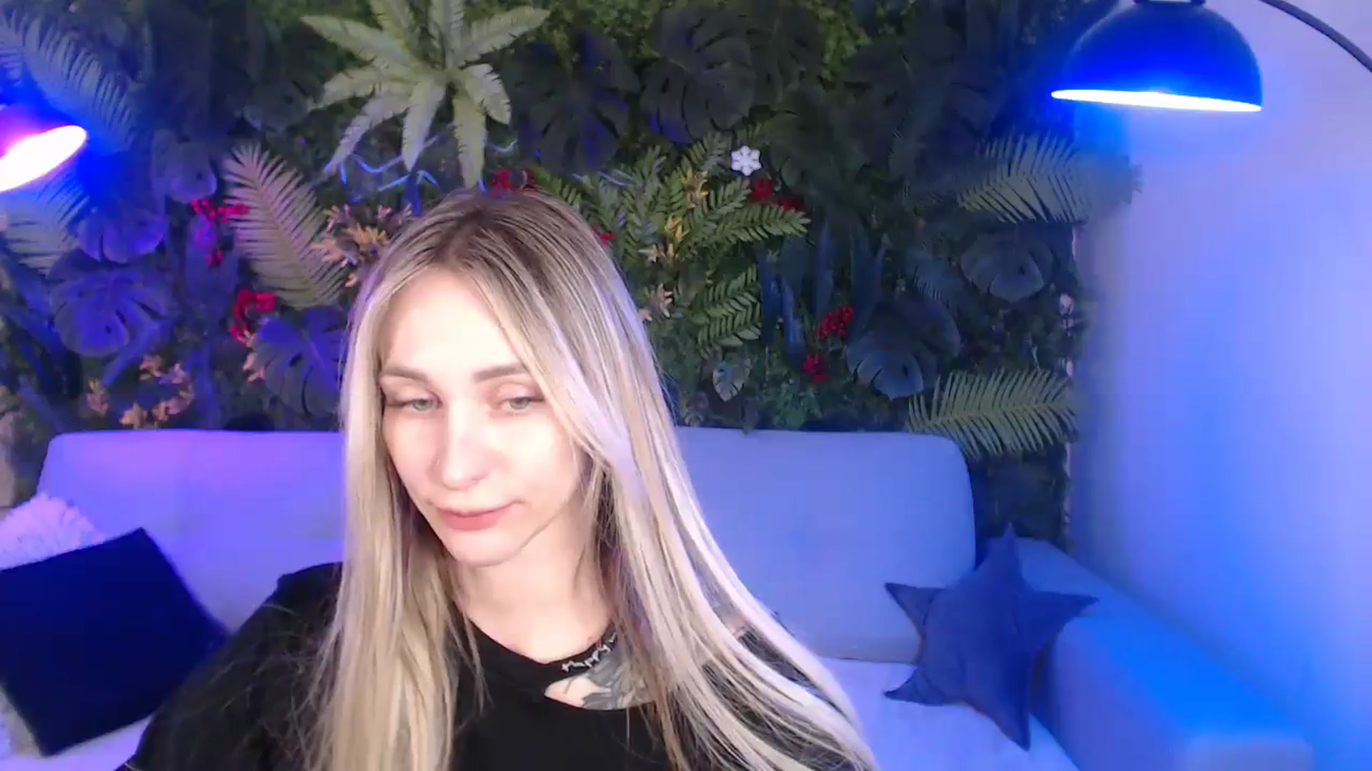 Gallery image thumbnail from Horny_Blond's myfreecams stream on, 05/17/2025, 10:13 image 5 of 20