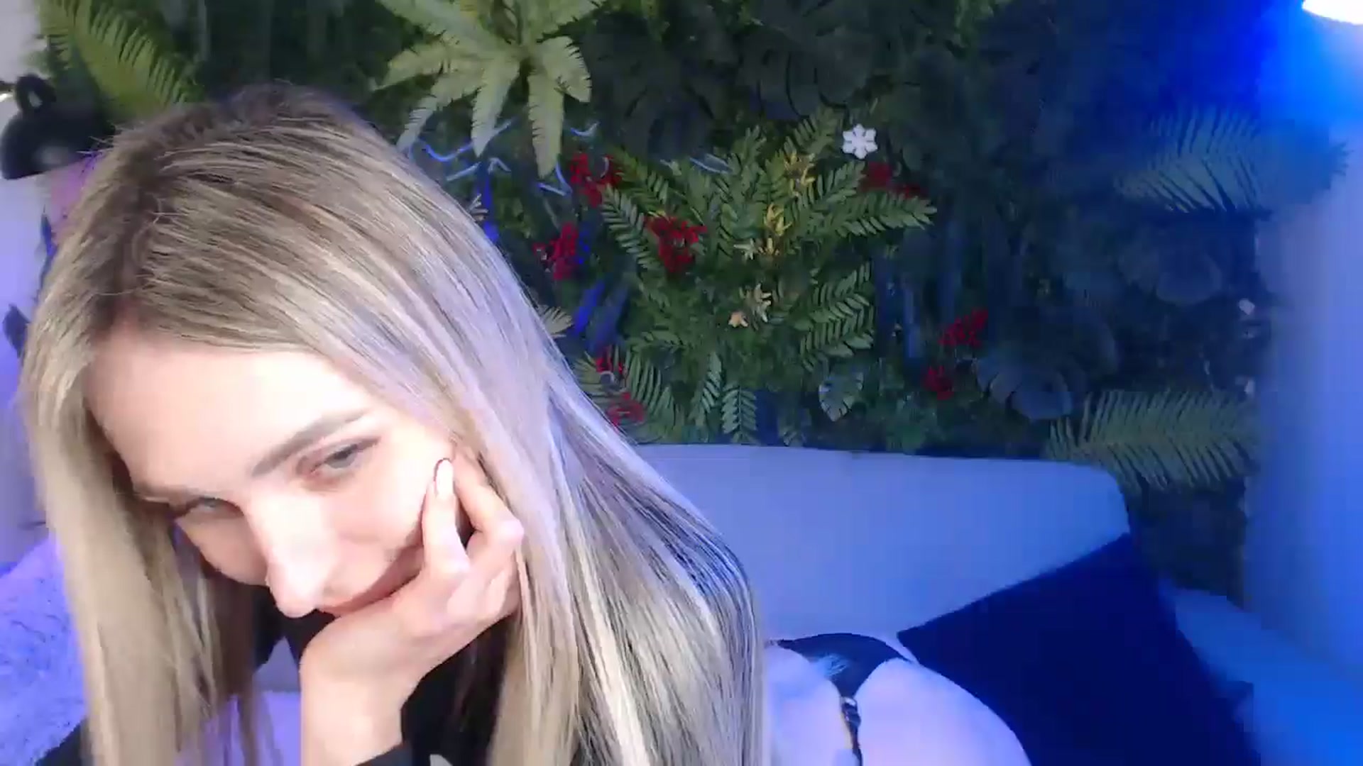Gallery image thumbnail from Horny_Blond's myfreecams stream on, 05/18/2025, 09:56 image 20 of 20