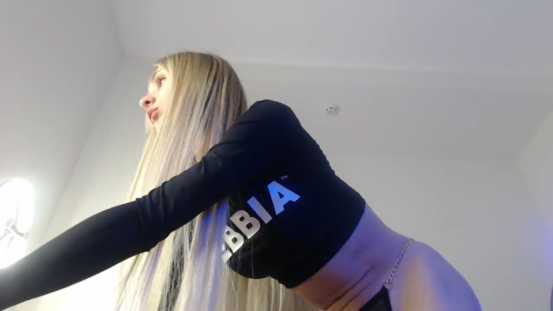 Gallery image thumbnail from Horny_Blond's myfreecams stream on, 05/18/2025, 11:30 image 18 of 20