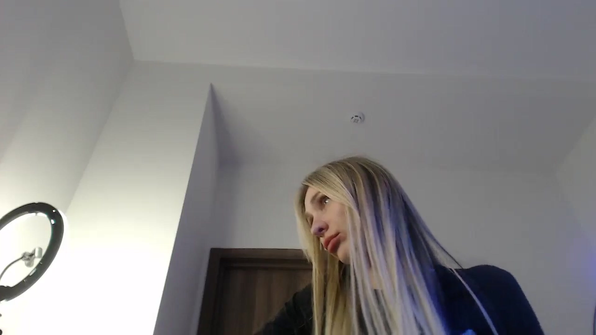 Gallery image thumbnail from Horny_Blond's myfreecams stream on, 05/18/2025, 11:52 image 15 of 20
