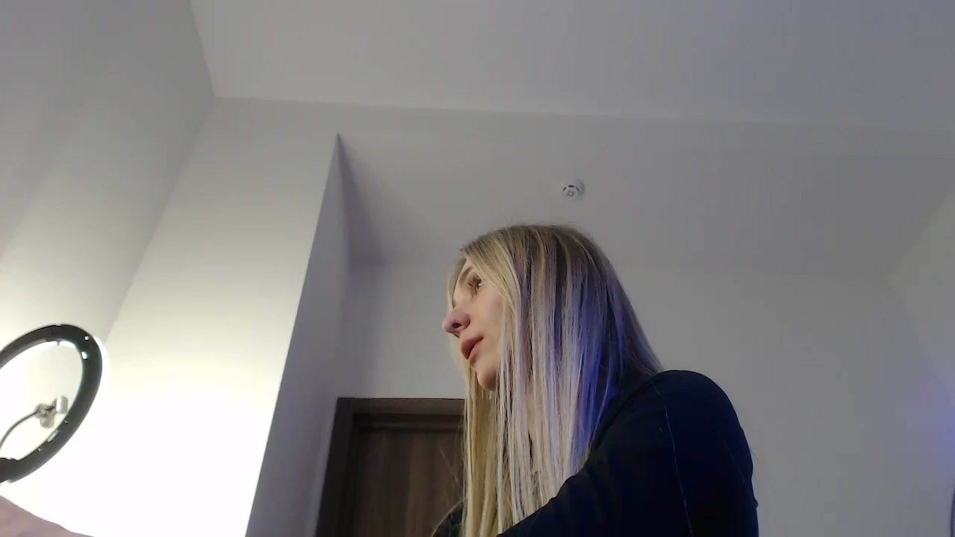 Gallery image thumbnail from Horny_Blond's myfreecams stream on, 05/18/2025, 11:52 image 19 of 20