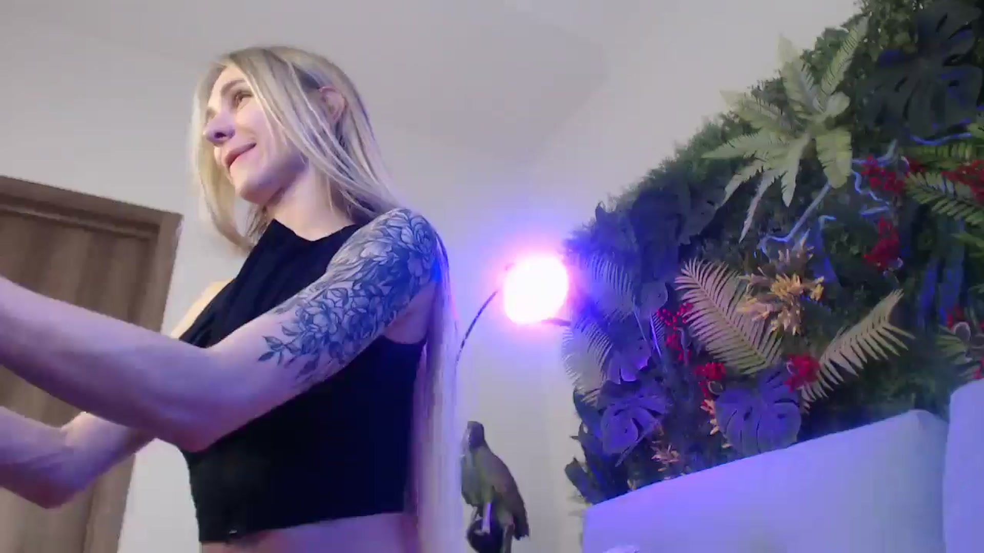 Gallery image thumbnail from Horny_Blond's myfreecams stream on, 05/20/2025, 08:56 image 20 of 20
