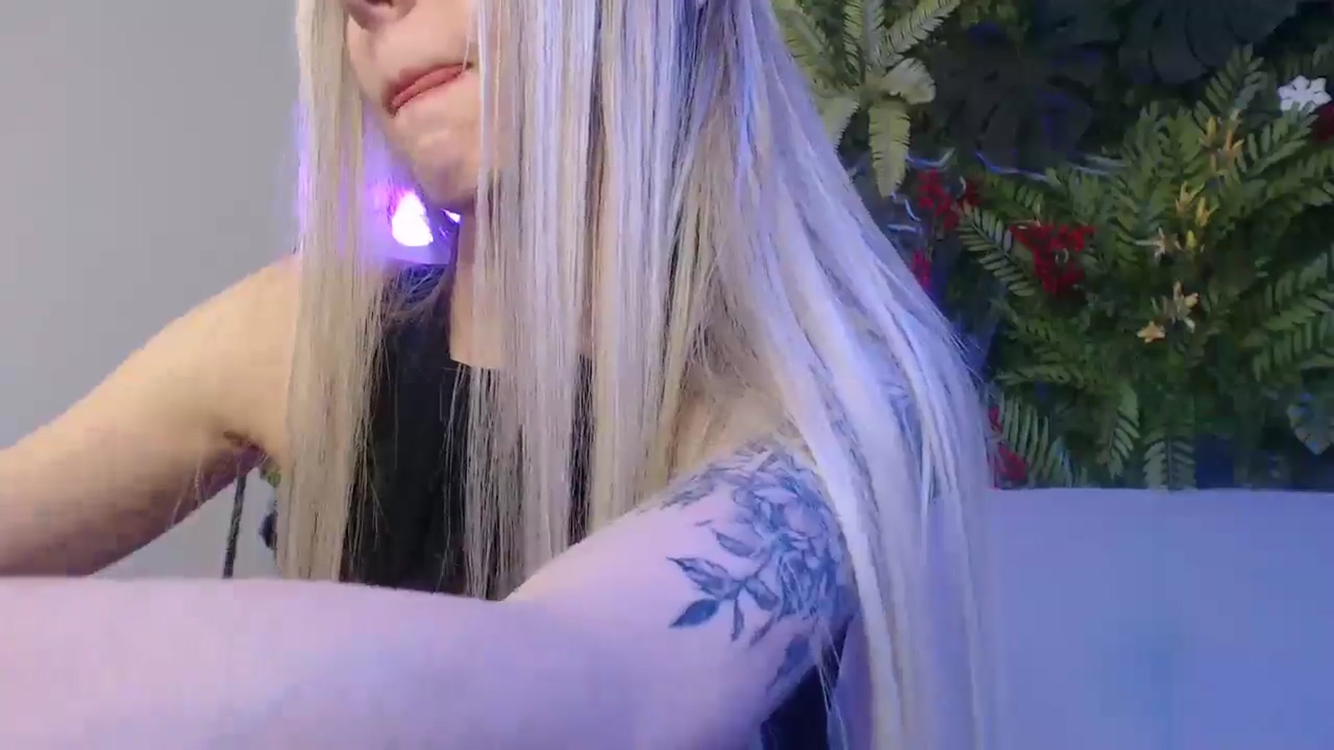 Gallery image thumbnail from Horny_Blond's myfreecams stream on, 05/20/2025, 08:56 image 8 of 20