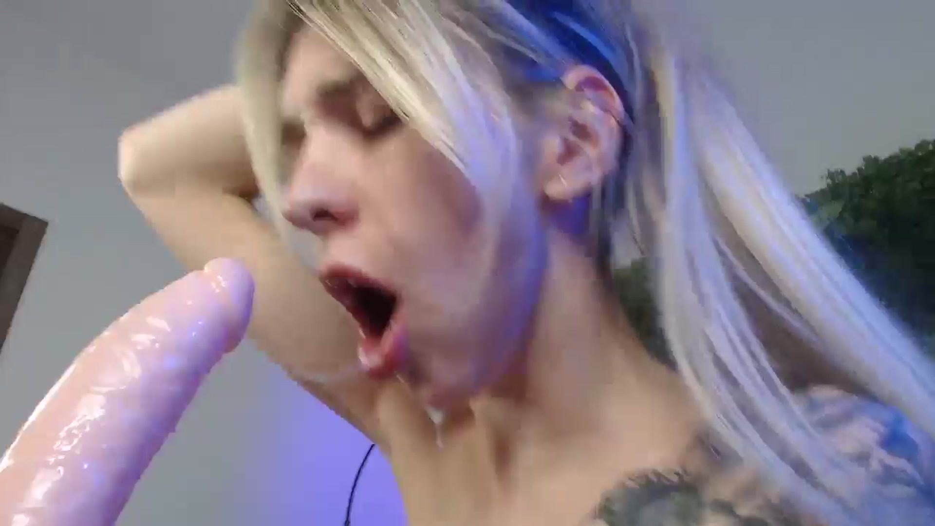 Gallery image thumbnail from Horny_Blond's myfreecams stream on, 05/27/2025, 14:03 image 18 of 20
