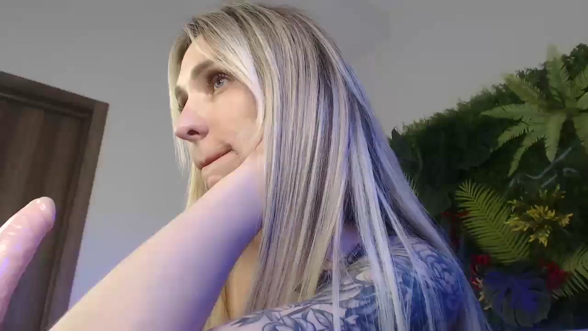 Gallery image thumbnail from Horny_Blond's myfreecams stream on, 06/01/2025, 10:47 image 1 of 20