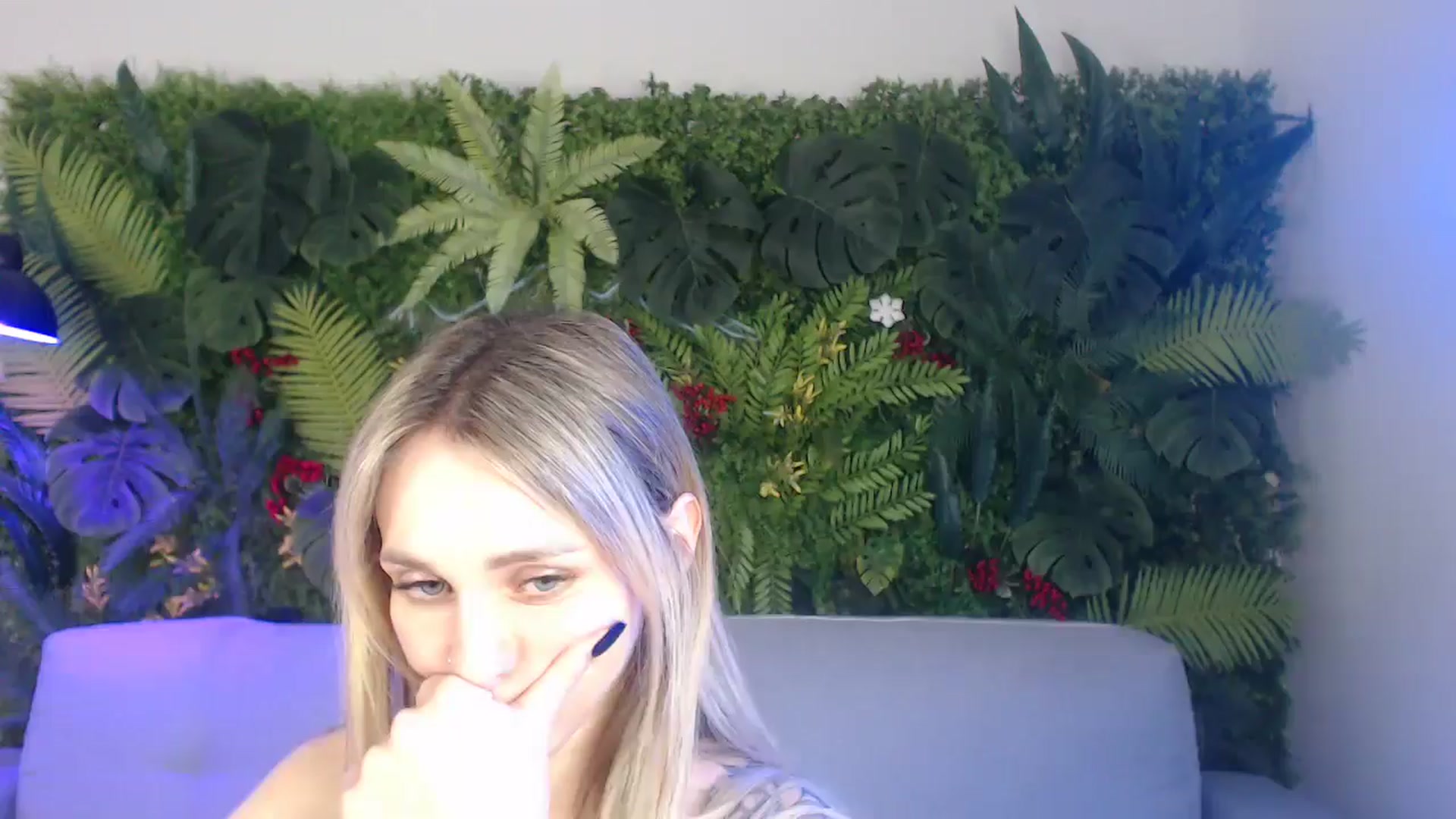 Gallery image thumbnail from Horny_Blond's myfreecams stream on, 06/01/2025, 14:00 image 1 of 20