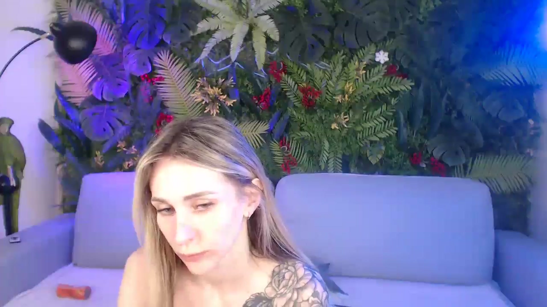 Gallery image thumbnail from Horny_Blond's myfreecams stream on, 06/03/2025, 11:28 image 10 of 20