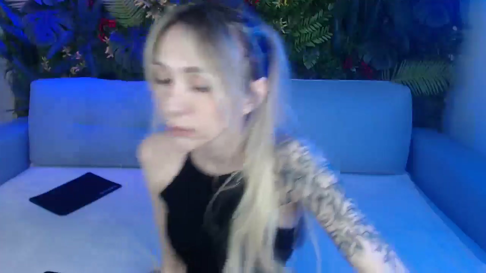 Gallery image thumbnail from Horny_Blond's myfreecams stream on, 06/07/2025, 09:58 image 16 of 20