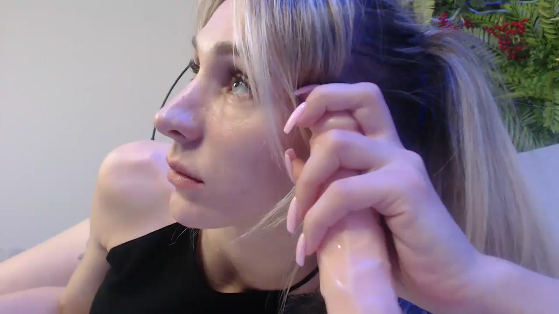 Gallery image thumbnail from Horny_Blond's myfreecams stream on, 06/07/2025, 11:40 image 17 of 20