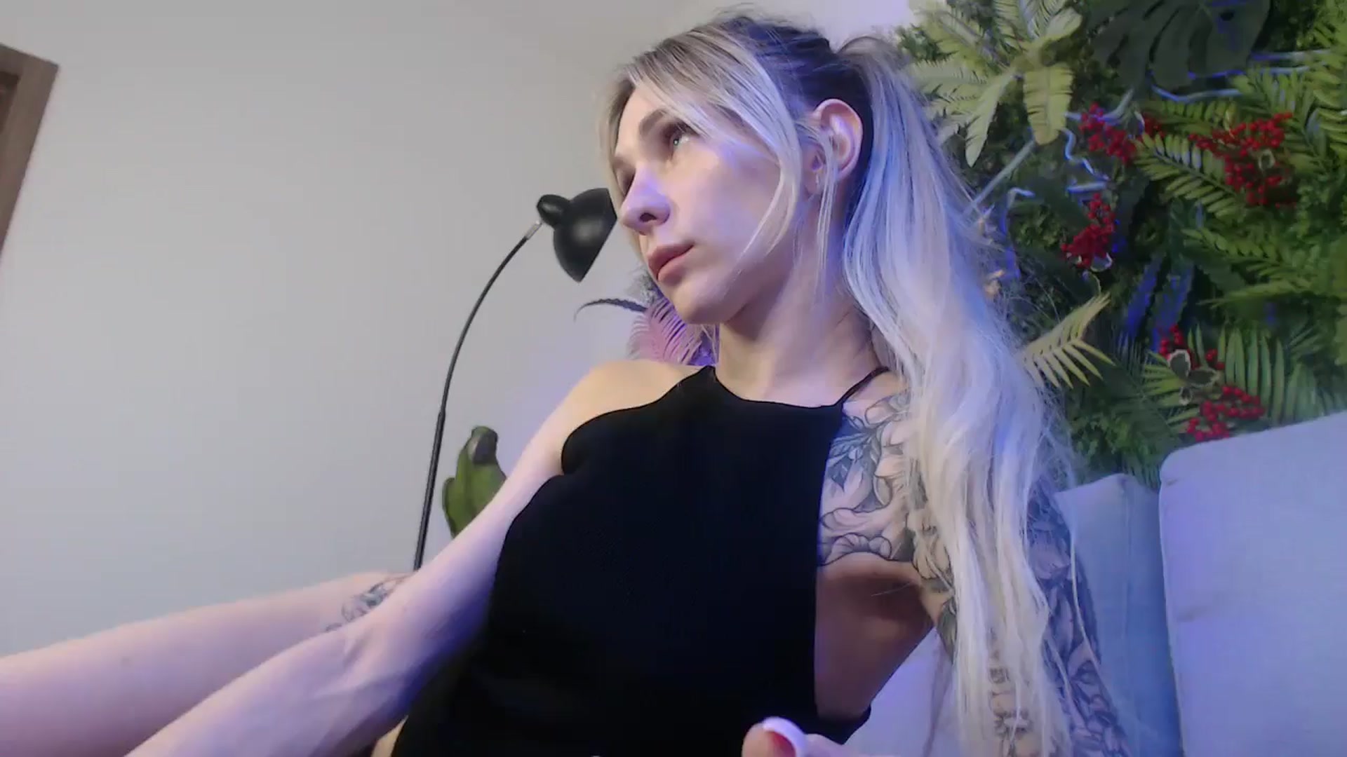 Gallery image thumbnail from Horny_Blond's myfreecams stream on, 06/07/2025, 11:40 image 13 of 20
