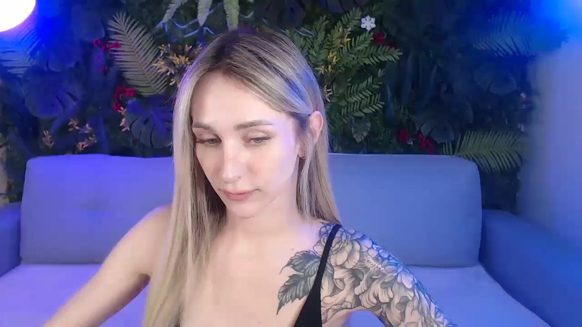 Gallery image thumbnail from Horny_Blond's myfreecams stream on, 06/08/2025, 09:02 image 3 of 20