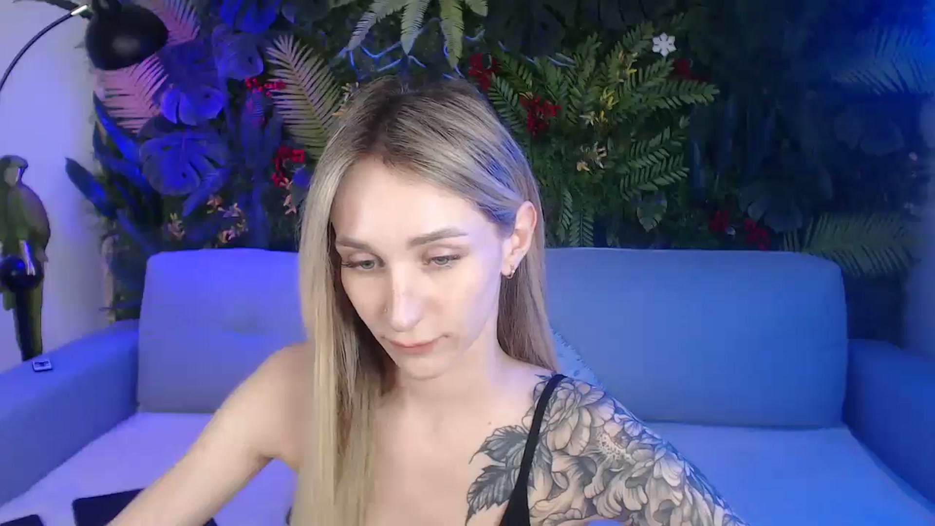 Gallery image thumbnail from Horny_Blond's myfreecams stream on, 06/08/2025, 10:48 image 10 of 20