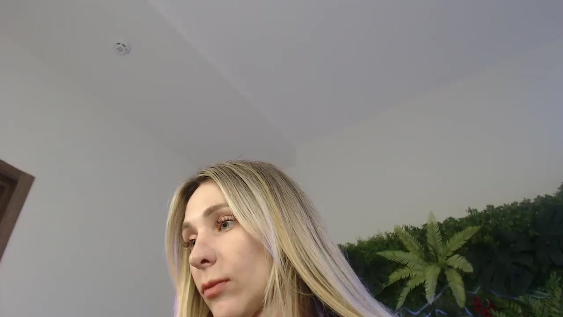Gallery image thumbnail from Horny_Blond's myfreecams stream on, 06/09/2025, 10:57 image 19 of 20