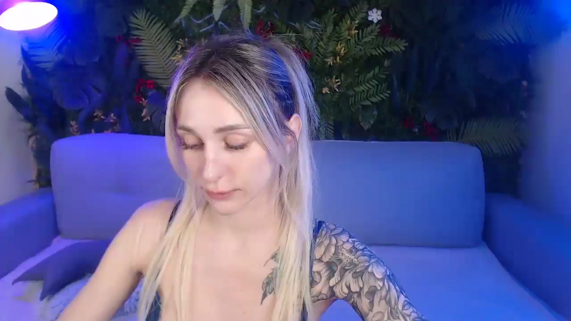 Gallery image thumbnail from Horny_Blond's myfreecams stream on, 06/10/2025, 09:23 image 11 of 20