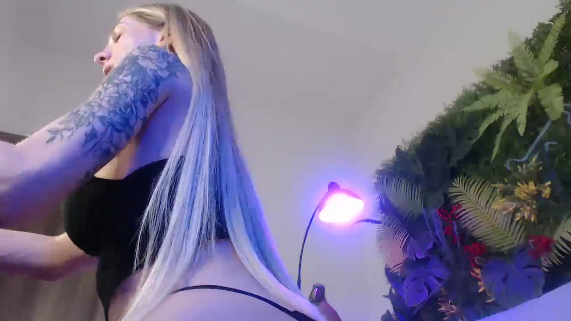 Gallery image thumbnail from Horny_Blond's myfreecams stream on, 06/11/2025, 08:19 image 6 of 20