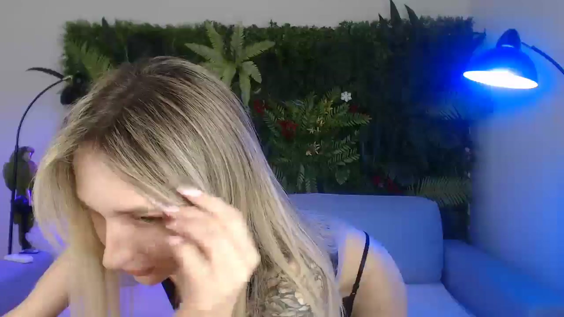 Gallery image thumbnail from Horny_Blond's myfreecams stream on, 06/11/2025, 09:09 image 10 of 20