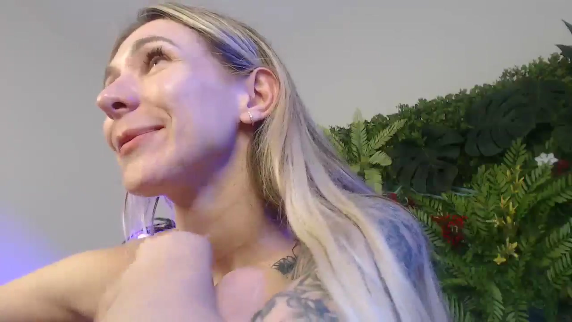 Gallery image thumbnail from Horny_Blond's myfreecams stream on, 06/20/2025, 13:55 image 8 of 20