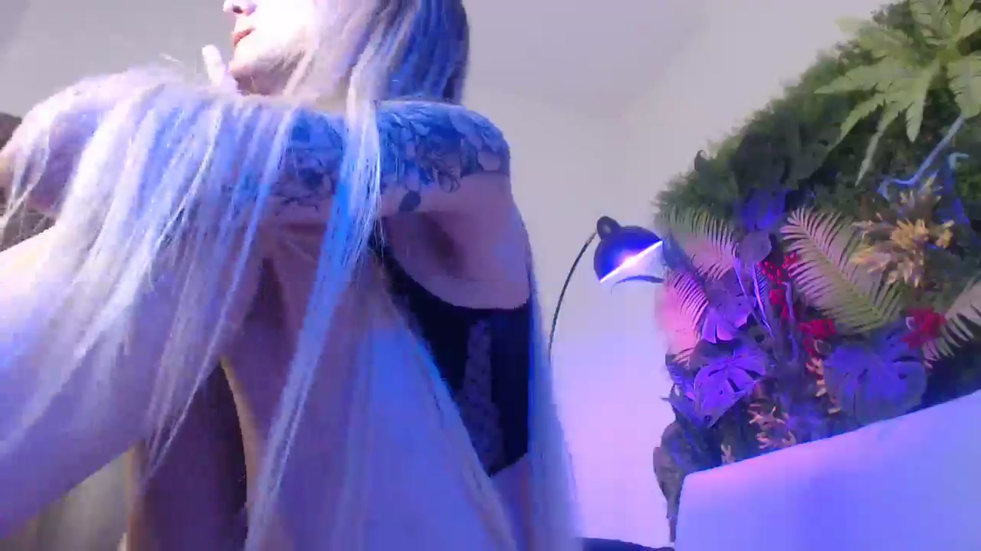 Gallery image thumbnail from Horny_Blond's myfreecams stream on, 06/23/2025, 12:38 image 15 of 20