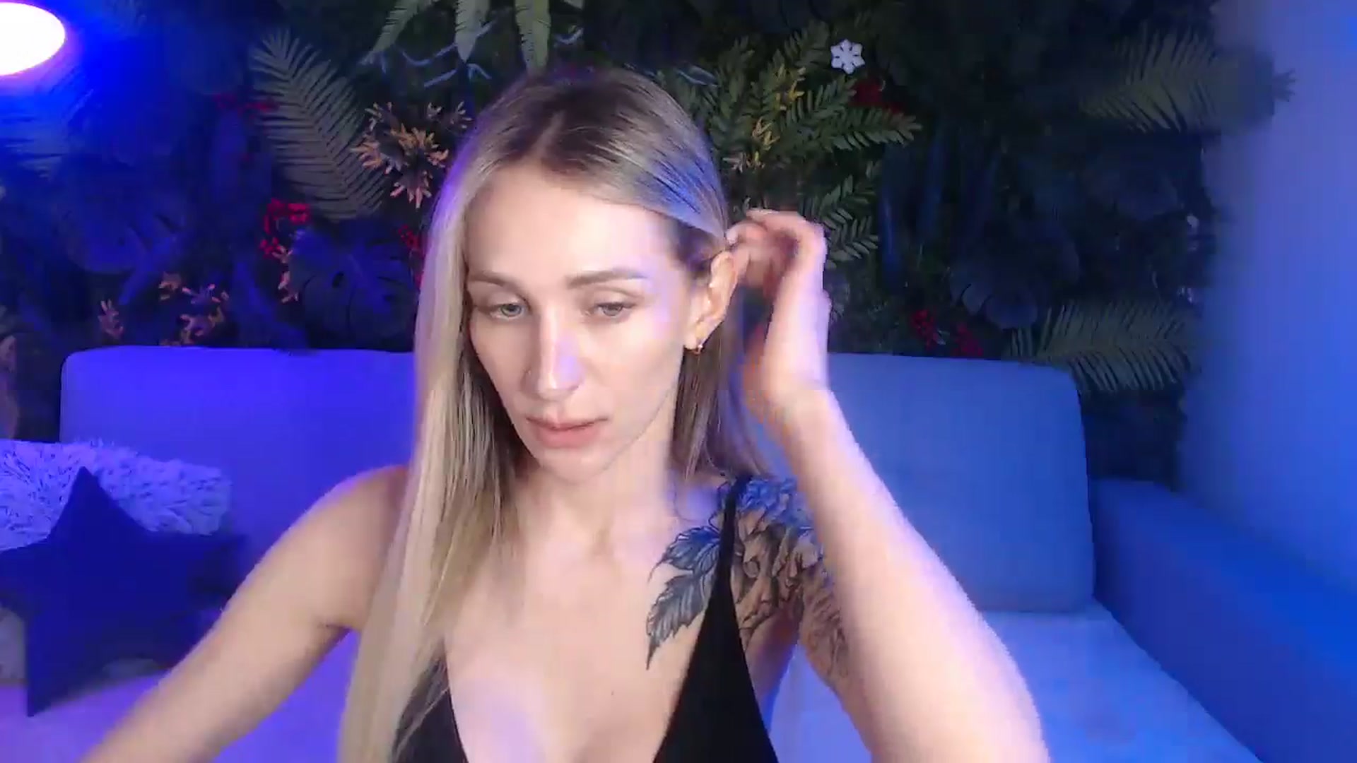 Gallery image thumbnail from Horny_Blond's myfreecams stream on, 06/24/2025, 08:22 image 3 of 20