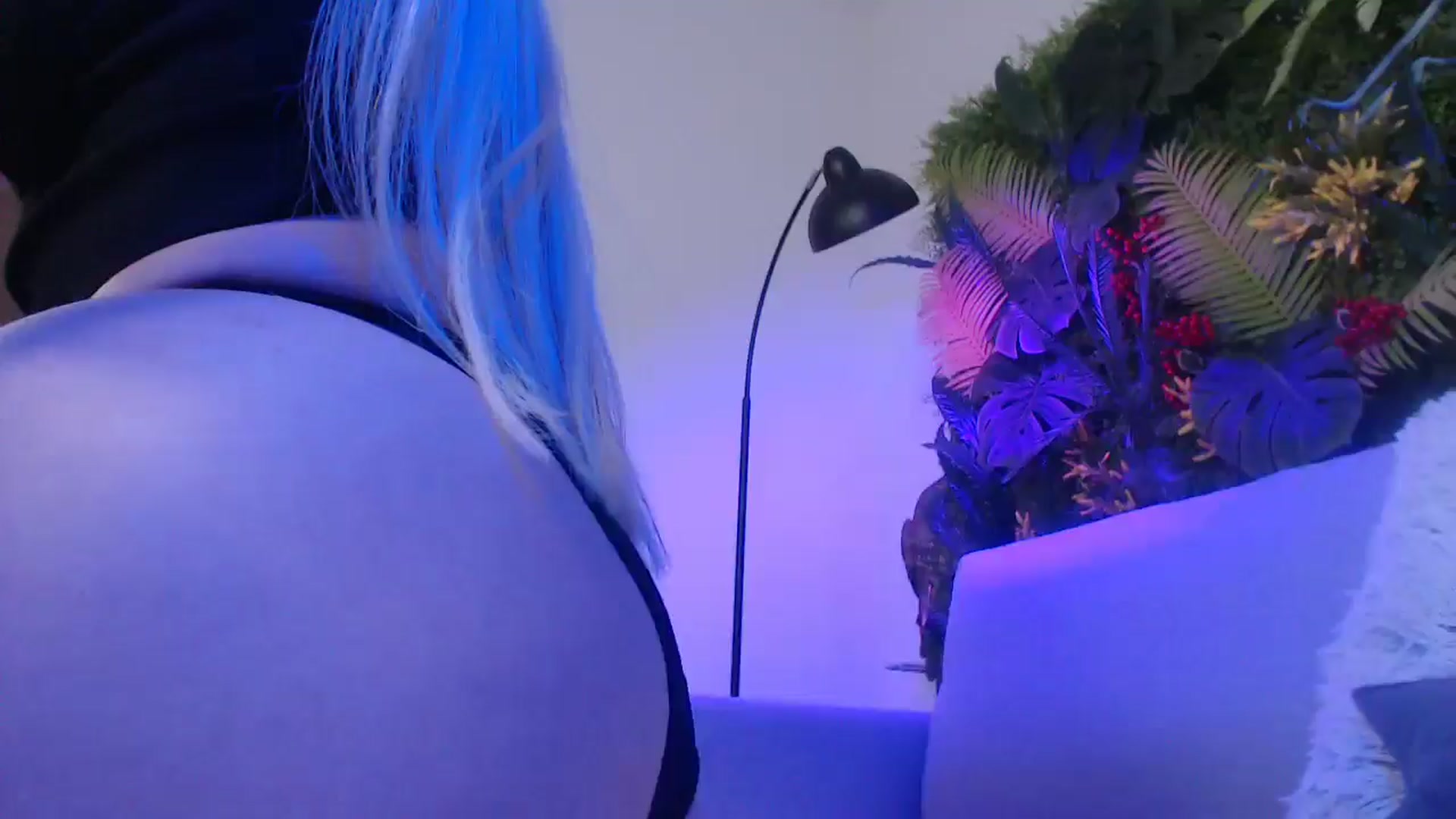 Gallery image thumbnail from Horny_Blond's myfreecams stream on, 06/24/2025, 10:27 image 10 of 20