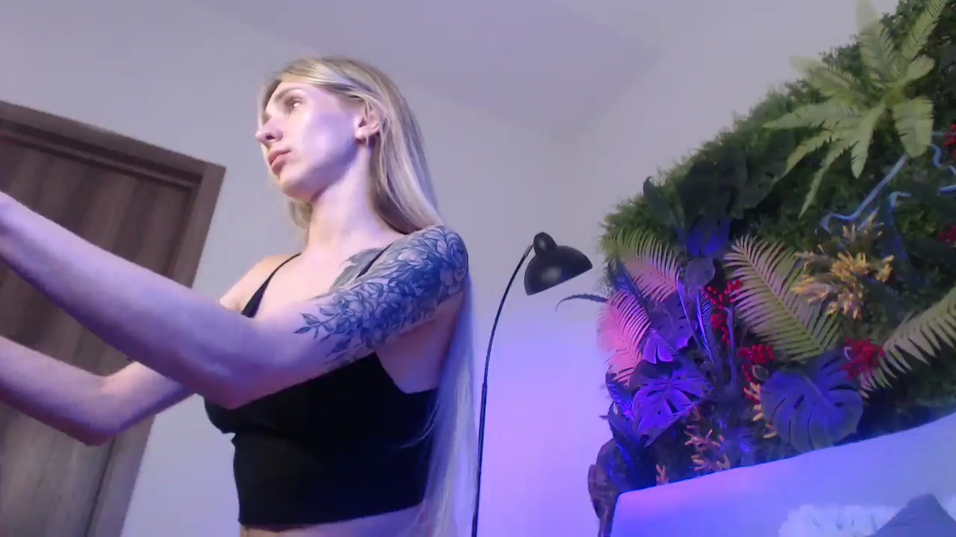 Gallery image thumbnail from Horny_Blond's myfreecams stream on, 06/24/2025, 13:32 image 2 of 20