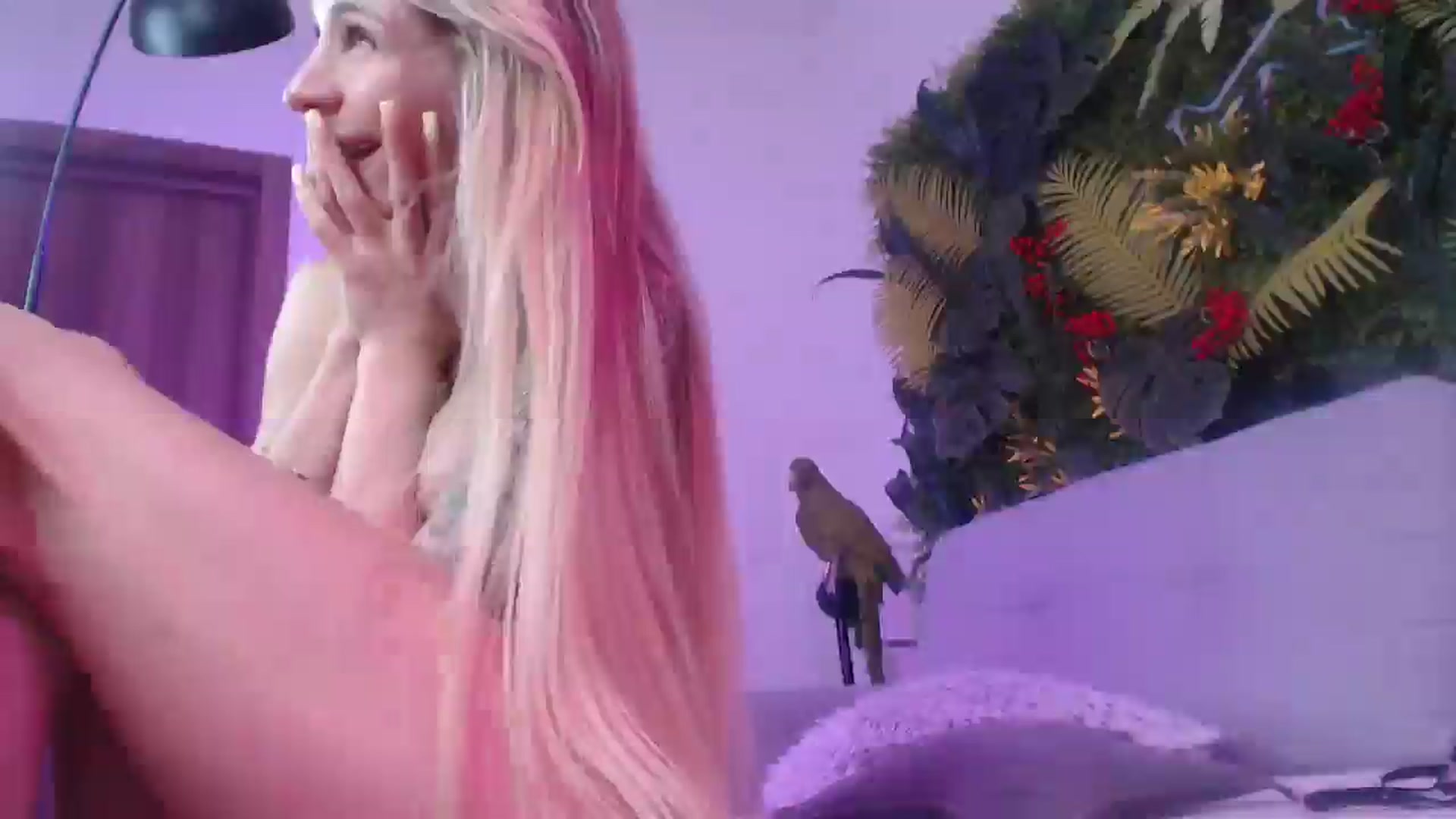 Gallery image thumbnail from Horny_Blond's myfreecams stream on, 06/28/2025, 13:22 image 18 of 20