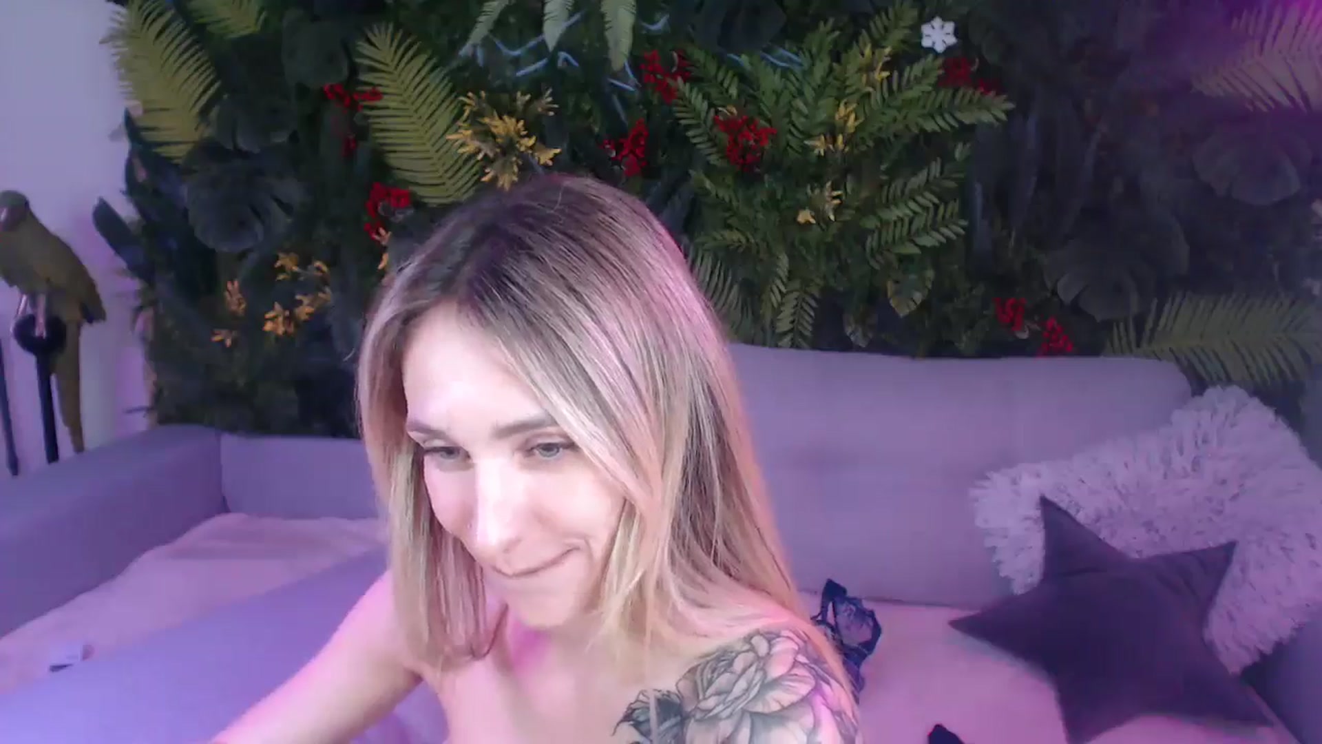 Gallery image thumbnail from Horny_Blond's myfreecams stream on, 06/30/2025, 13:18 image 20 of 20