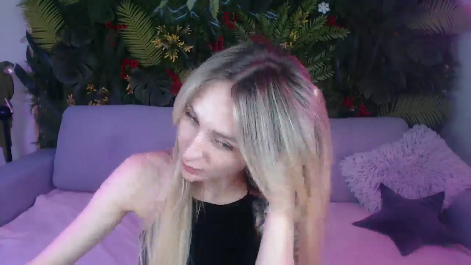 Gallery image thumbnail from Horny_Blond's myfreecams stream on, 07/01/2025, 08:20 image 3 of 20