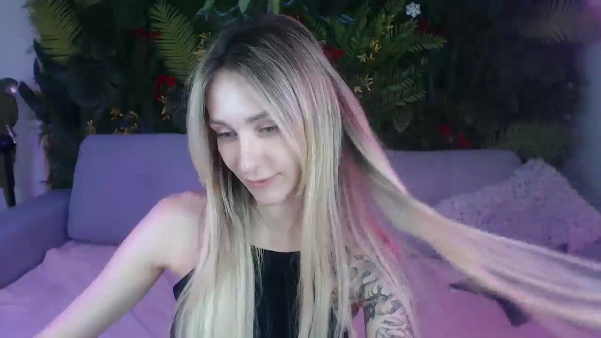 Gallery image thumbnail from Horny_Blond's myfreecams stream on, 07/01/2025, 08:20 image 9 of 20