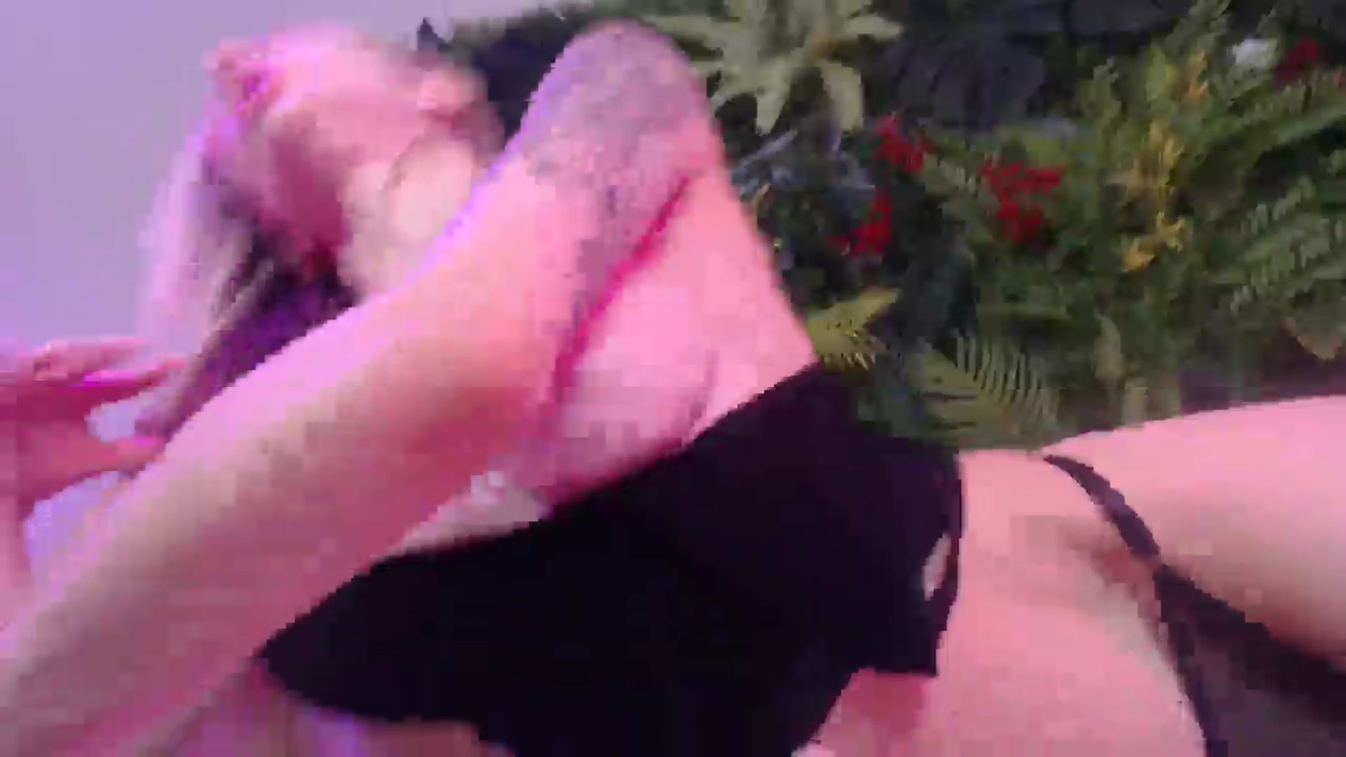Gallery image thumbnail from Horny_Blond's myfreecams stream on, 07/05/2025, 10:21 image 13 of 20