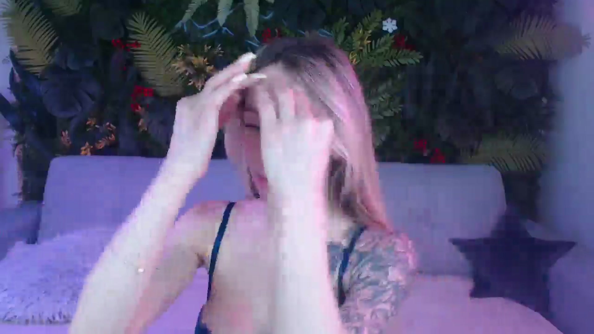 Gallery image thumbnail from Horny_Blond's myfreecams stream on, 07/06/2025, 08:32 image 2 of 20
