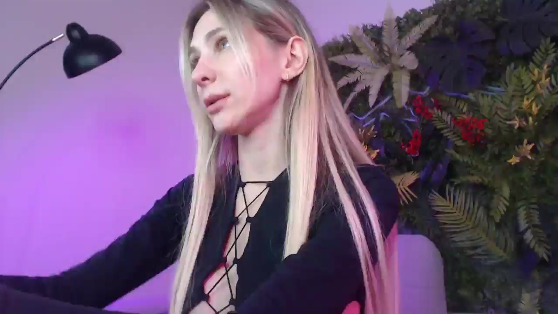 Gallery image thumbnail from Horny_Blond's myfreecams stream on, 07/08/2025, 11:07 image 2 of 20